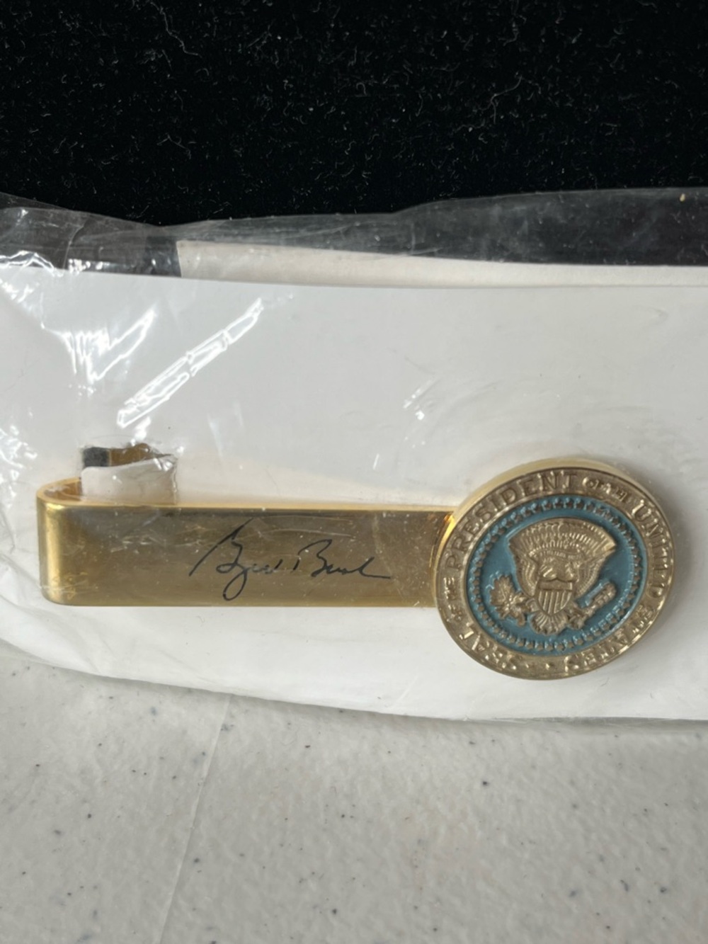 Gold-Tone Presidential Seal Tie Bar with Blue Enamel Accent